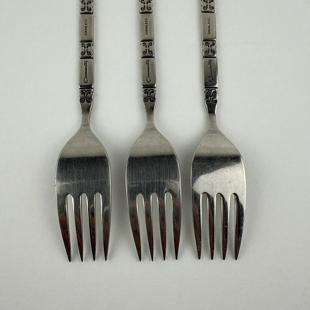 Lot 3 Oneida Community MADRID NO BLACK ACCENT SALAD FORKS Stainless 6 7/8